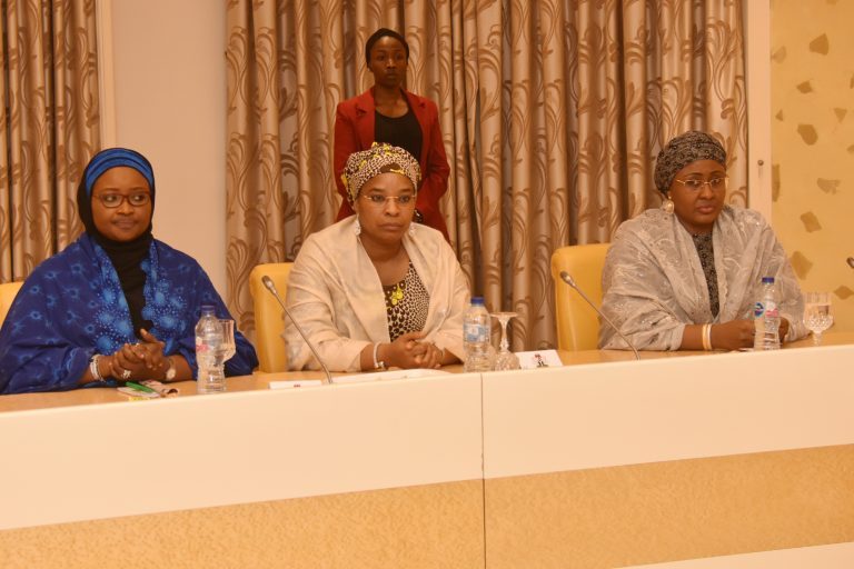 Aisha Buhari back to Nigeria after health scare [PHOTOS]