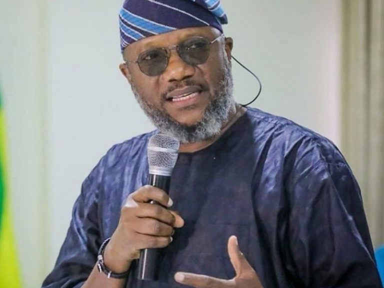 Election Petition: Gov Amosun’s preferred candidate Akinlade picks Adeleke’s lawyer