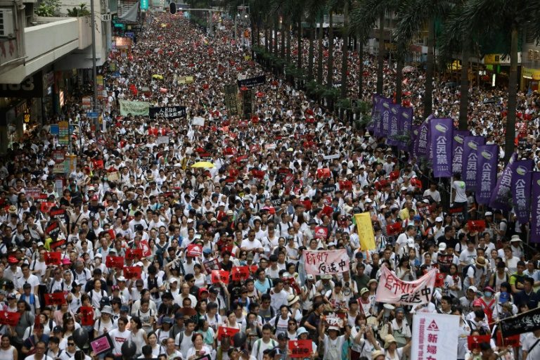 Hong Kong leader refuses to scrap extradition bill despite rally/newsheadline247