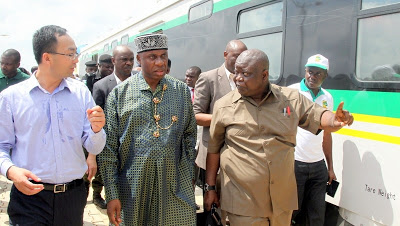 newsheadline247.com/Lagos-Ibadan Rail: Amaechi detects ‘compromise of standards,’ halts construction