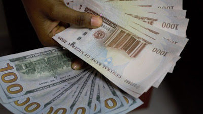 Weak naira goes at N450 to a dollar - newsheadline247.com