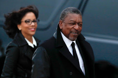 BET Founder Robert Johnson Calls for Government to Pay $14 Trillion in Reparations for Slavery - newsheadline247.com