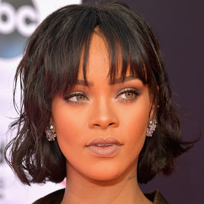 #EndSARS: My heart is broken for Nigeria, says American singer Rihanna - newsheadline247.com