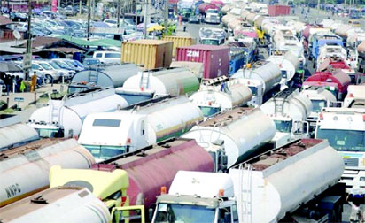 Petroleum tanker drivers threatens strike over safety valve, issue 14-day ultimatum - newsheadline247.com