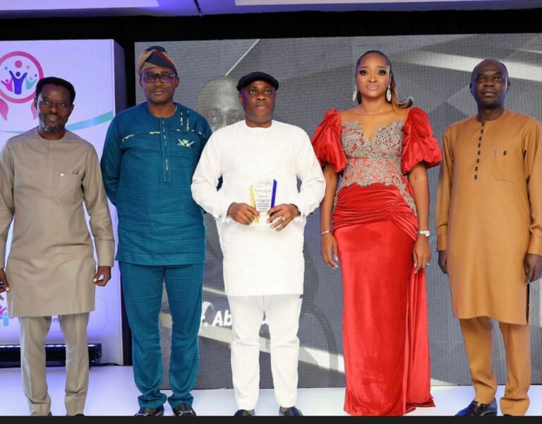 LGF: Yinka Adewoye restates commitment to women’s development, honours Gov Abiodun’s Wife, Pastor Ighodalo, Others