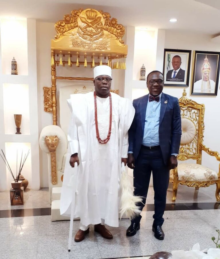 Radio Lagos GM, Management visit Oniru, Oba Lawal
