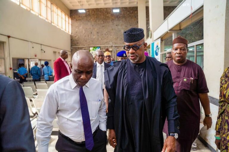 Abiodun engages CBN, Bankers Committe over cash scarcity