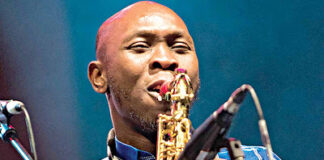 Days after release from detention, Seun Kuti jets to Europe for Summer Tour