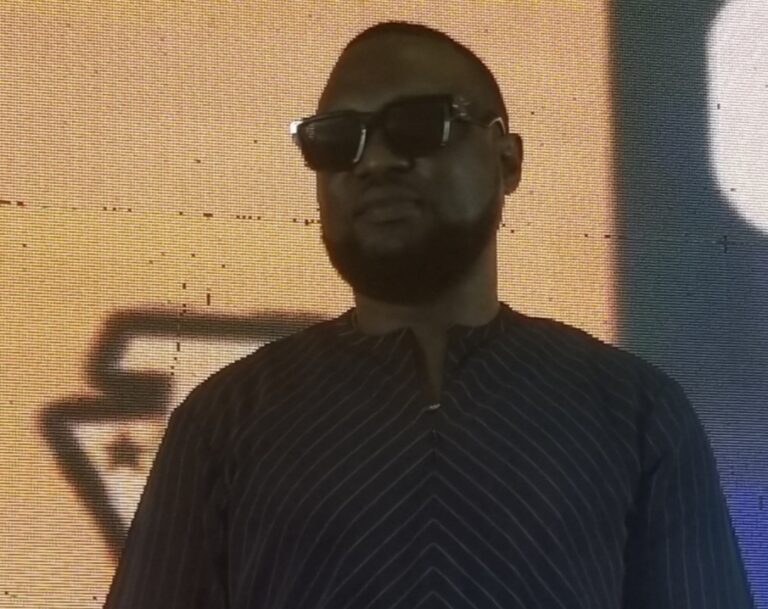 Seyi ‘Kuala’  Akinoshun Bags TMnews Outstanding Personality of the Year Award