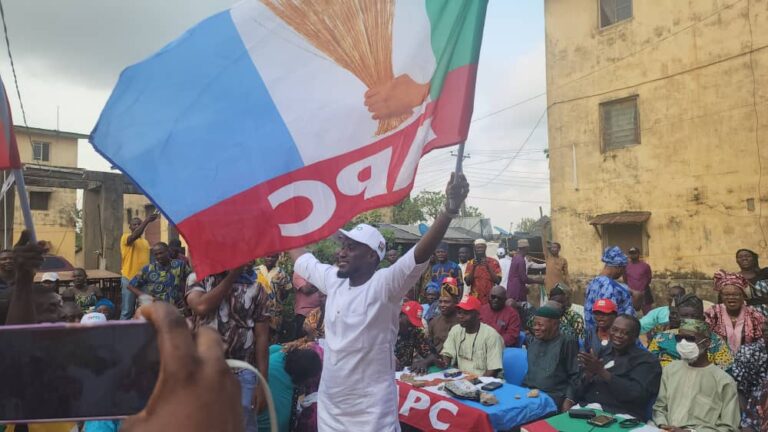 Excitement As Asiwaju Solidarity Movement Welcomes Hon Yusuf Olaseni Oladipupo (PIPO) To Its Political Fold