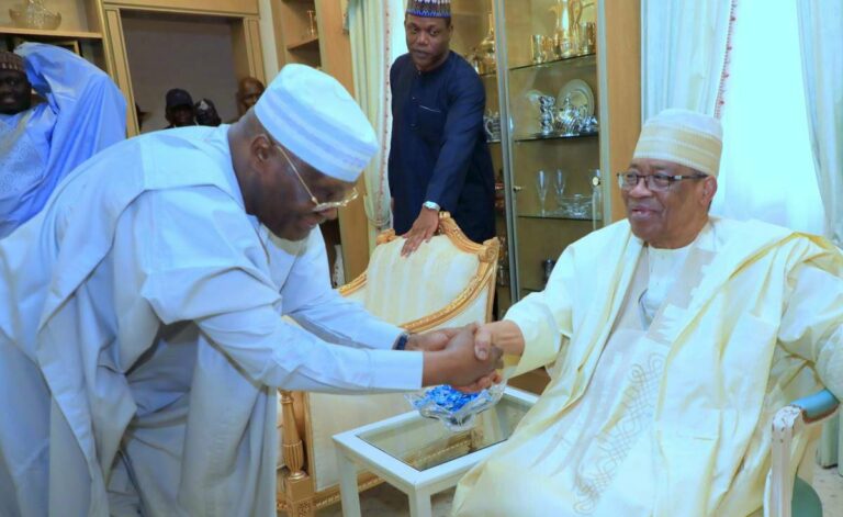 Atiku meets IBB, Abdulsalami Abubakar In Minna [PHOTOS]