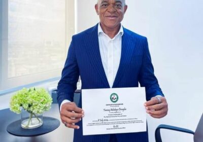 Oreagba-with-certificate-newsheadline247