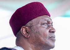 Just In: Taraba ex-Governor Darius Ishaku in EFCC net over alleged N27bn fraud