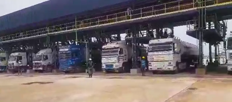[VIDEO] HAPPENING NOW: First set of trucks set for loading of PMS at the Dangote Petroleum Refinery