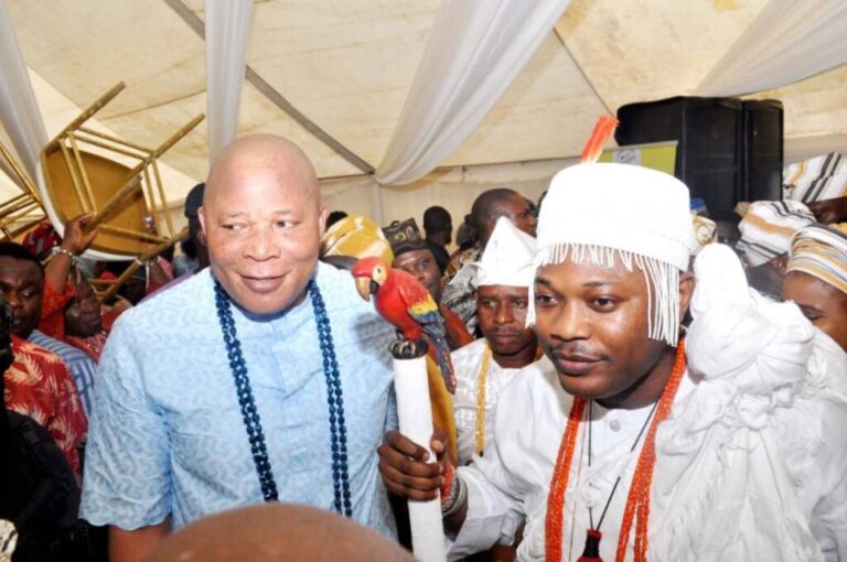 Celeberation of his priceless jewel…, Ramon Nasir honors mother with grand farewell