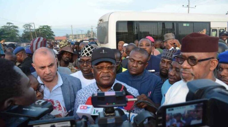 FG Commences Palliative Works on Lagos-Sagamu-Ijebu-Ode Road