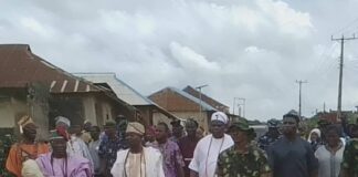 Update: Olota of Otta Defies Hired Thugs’ Obstructions, Successfully Visits Kajola Iboro in Otta