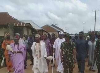 Update: Olota of Otta Defies Hired Thugs’ Obstructions, Successfully Visits Kajola Iboro in Otta