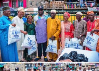 ICYMI: Taiwo Oyekan’s NGO Distributes Food Items Worth Millions of Naira to Lagos Island Residents