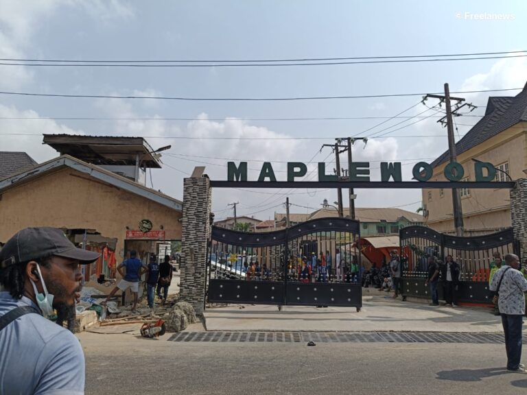 [Photos] Lagos ministry demolishes illegal gatehouse at Maplewood Estate