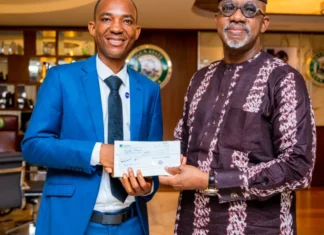 Ogun govt rewards mathematics teacher with N5m, house for global recognition