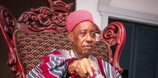 Senator Gbenga Daniel Mourns the Passing of Oba Adeleke Idowu, Alaperu of Iperu