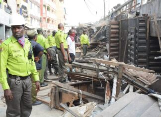 Operation #LetLagosBreathe: LAGESC Removes 650 Shanties Under Idunmota Bridge