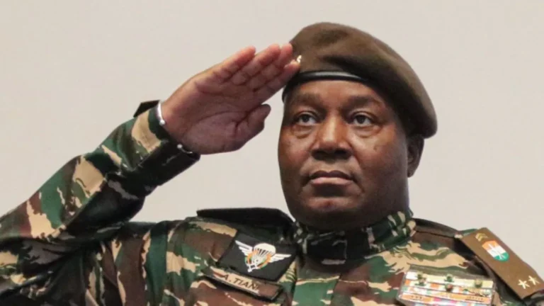 Niger military ruler sworn in as president for five years