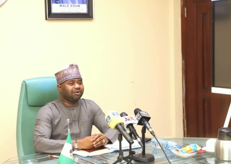 FG Says Naira-For-Crude Policy Remains In Place, Dismisses Speculation