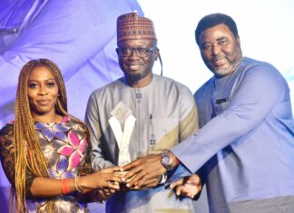 Dangote Cement wins ‘Dividend Paying Company of the Year Award’