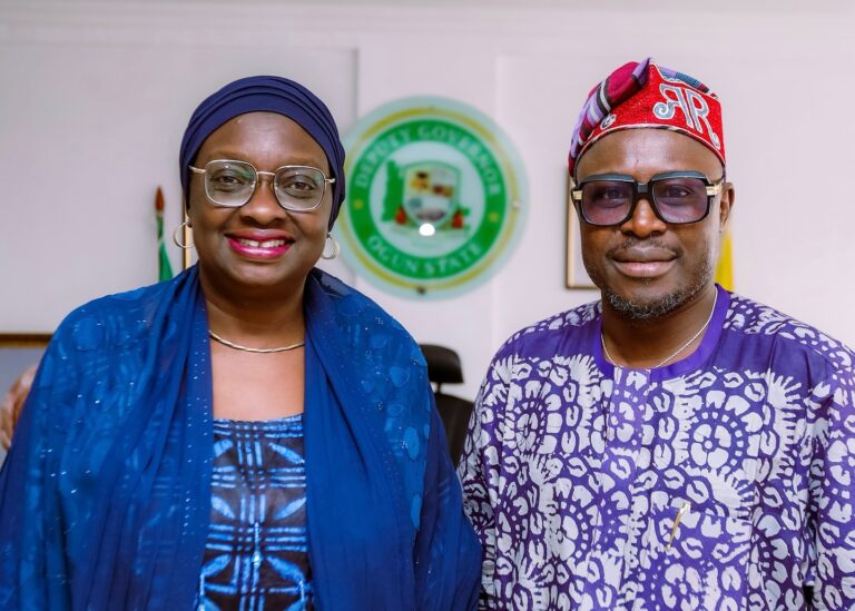 Political Homecoming: Ogun Deputy Gov Welcomes Amosun Ally, Rahmon ‘Arugbo’, Back to APC