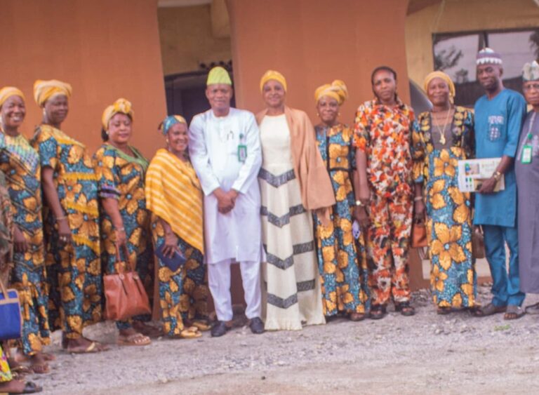 APC Women Leaders Rally Behind Ado-Odo/Ota LG Chairman During Courtesy Visit