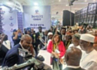 Minister Extols Dangote Cement, Seeks Partnership To Bridge Housing Gap