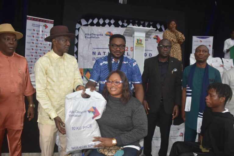 Dangote Foundation distributes rice to 10,000 families in Bayelsa