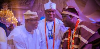 Aiyedatiwa Didn’t Snub Aláàfin of Oyo — Aide Dismisses Viral Video, Calls It Misinterpretation