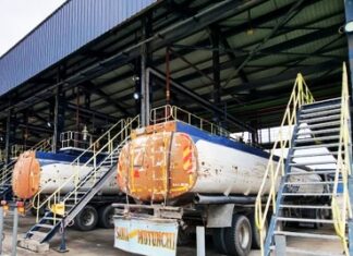 Fuel Marketers Flock to Dangote Refinery as over 1,000 Trucks Load Daily