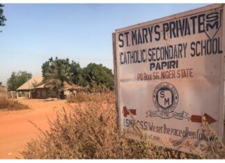 FG Secures Release of 100 Niger Schoolchildren Abducted by Bandits in Papiri Attack