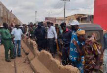 Ado-Odo/Ota LG Boss, Olota Storm Sango-Ota Market, Launch Crackdown on Roadside Trading, Parking Hazards