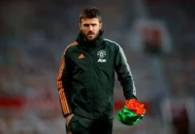 Michael Owen Backs Michael Carrick for Permanent Man United Role After Impressive Run