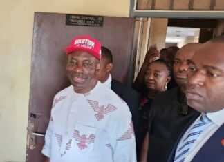 Soludo Cracks Down on Absenteeism, Orders Suspension of Late Civil Servants in Anambra