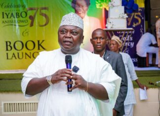Ladi Adebutu Donates ₦50 Million at Iyabode Anisulowo’s 75th Birthday Book Launch in Ogun
