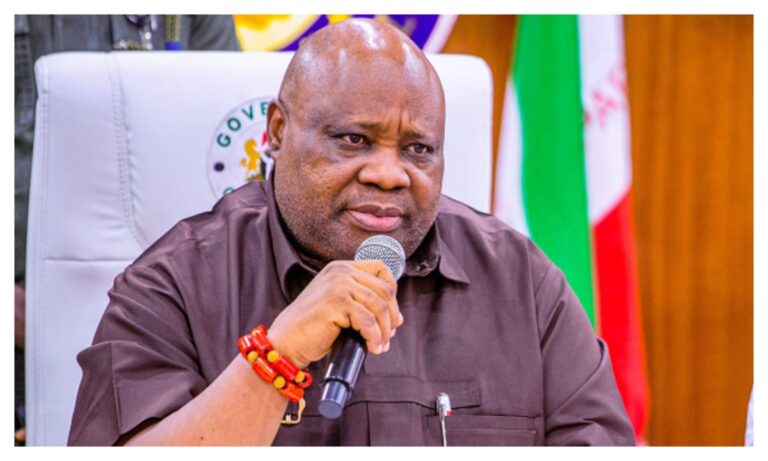 Adeleke Greenlights ASUU Deal, Sparks Relief as UNIOSUN Staff Begin Receiving Arrears