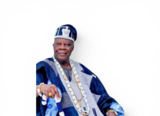 Aare Adetola EmmanuelKing Felicitates Olofin of Ilisan Remo on 86th Birthday