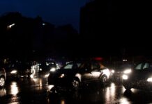 Heavy Rain Knocks Out Oworoshoki Substation, Leaves Parts of Lagos Without Power