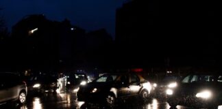 Heavy Rain Knocks Out Oworoshoki Substation, Leaves Parts of Lagos Without Power