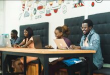 Ways Telecom Changed How Nigerians Work | By Lukman Omikunle